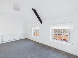 Lounge- click for photo gallery